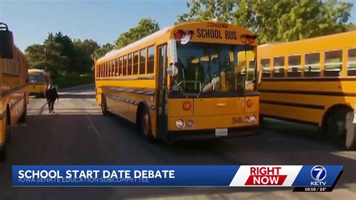 Iowa lawmakers consider changing school start date