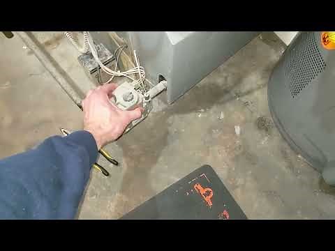 Utica boiler with noisy gas valve