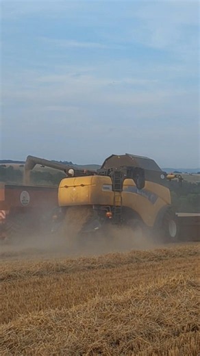 NEW HOLLAND CX 8080