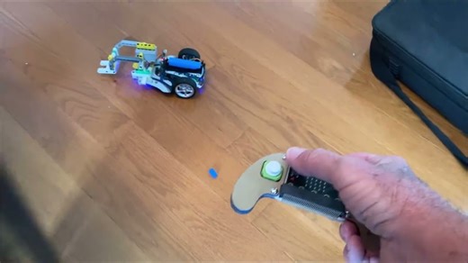 Micro:bit LEGO Mechanical Bucket Cutebot Pro and Joystick:bit