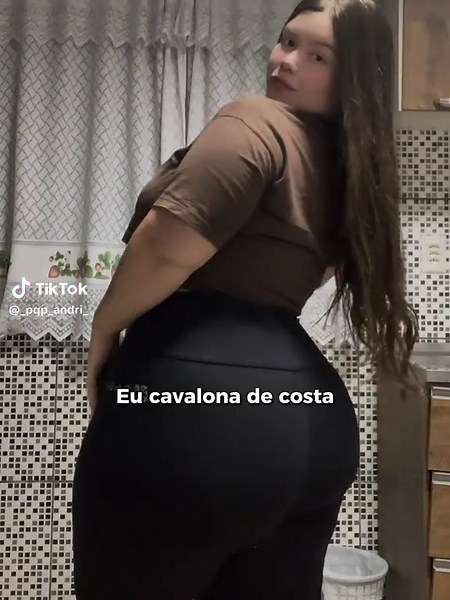 deixeeee elaaaa 🤣#anitta #Biscoitocut #anitta