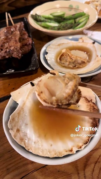 おばあちゃんと孫娘の炉端焼き屋さん再建