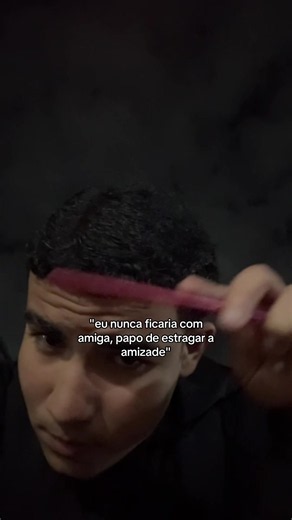 Eu nunca ficaria com minha amiga: vale arriscar a amizade?