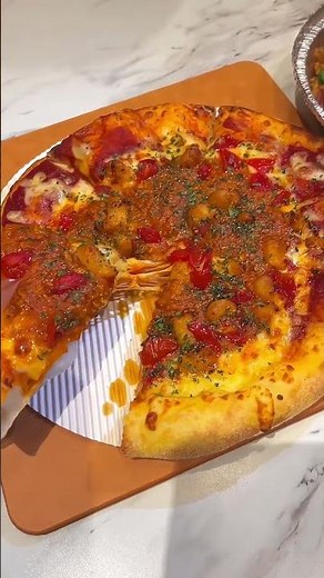 “Cheesy Homemade Pizza Recipe | Crispy & Delicious Restaurant-Style Pizza at Home” #cooking #food