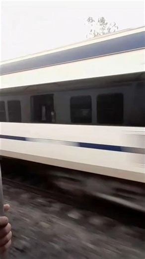 Howrah Train Journey 🚆 #HowrahTrainJourney#IndianRailways#TrainJourney#HowrahRailwaystation