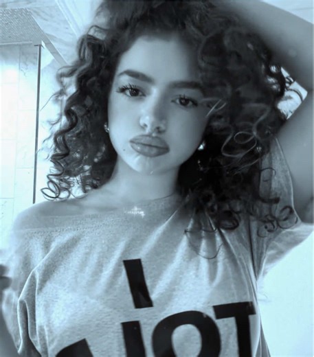 thank you so much for 6k and 400k likes🥹🥹 i love u all truly🫶🫶 || day 8 of only editing to pnd audios || ps: me || cc: lani || @demitrakalogeras @Eliana Kalogeras @sundaykalogeras @Noah Risling @Patrisha || #kalogerassistersedit #kalogerassisters #demitrakalogeras #demitrakalogerasedit #fyp || Demitra Kalogeras edit Kalogeras sisters edit