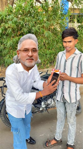 ₹2500 For Eat KFC Within 2 Minutes 💰🐔 #tranding #comedy #funny #explore #shorts