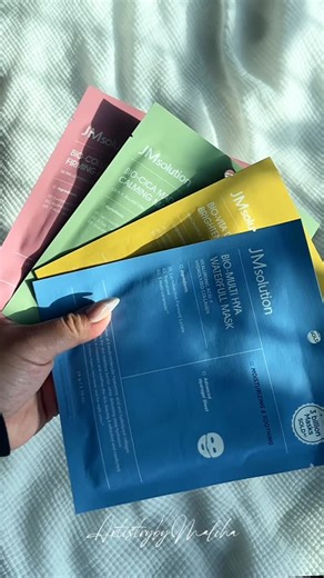 Maliha Fahad | Licensed Influencer on Instagram: "Legendary K-beauty, redefined 💧 With over 3.2 billion masks sold globally, JMsolution continues to raise the bar; and their new BIO-MASK Starter Kit is next-level skincare you can actually see working. These advanced hydrogel masks turn transparent as they deliver powerful active ingredients deep into the skin, each mask targeting a different skin concern. Watching the transformation is just as satisfying as the results ✨ Skincare that feels lux
