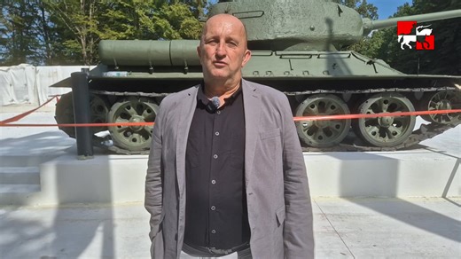 Donosimo vam posebnu emisiju posvećenu 30. obljetnici Oluje. ❤️ Razgovarali smo s hrvatskim braniteljima koji su od 1991. godine spašavali civile, branili linije i 4. kolovoza 1995. krenuli u odlučujući proboj prema Petrinji. 🇭🇷 Poslušajte priče o hrabrosti, žrtvi i pobjedi – priče koje nikada ne smijemo zaboraviti. 🇭🇷🙌 | Radio Banovina