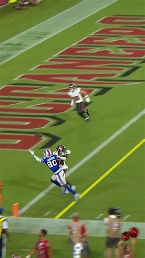 An INSANE one-handed TD catch from Tyrell Shavers 🔥 | NFL