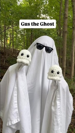 Free Halloween Crochet Patterns - Market Makers - Puppets/Plushies #freepattern #amigurumipattern