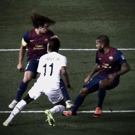 Neymar vs Barcelona 2011 | Neymar Santos