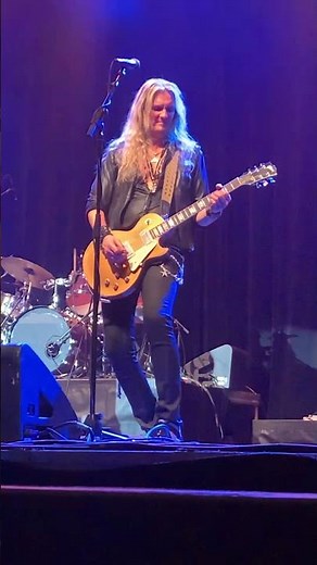Rock of Ages Band feat Joel Hoekstra Hare I Go Again White Snake (cover) 10-18-25 Oshkosh WI