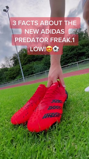 Discover The Latest Adidas Predator Freak.1 Low!😍⚽️
