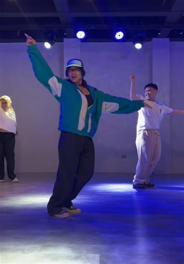 Byahe choreo by Coach Jade (Inserted a diff versh of byahe here) Dat kyut triny ko leng 🤍