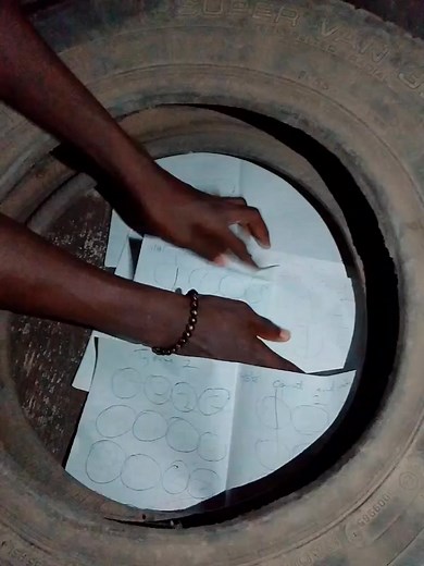 5.7K views · 97 reactions | Labu labu labubu 藍藍藍藍 come and greet your favorite ooooooo .... Pls send feeding money u know I'm poor o | I am Alabike 11 | Facebook