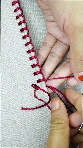 Super easy beautiful blanket stitch border hand embroidery tutorial #embroidery #loopstitch