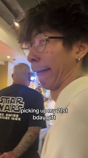 Unboxing My Tokyo Ghoul Gift Set for My 21st Birthday