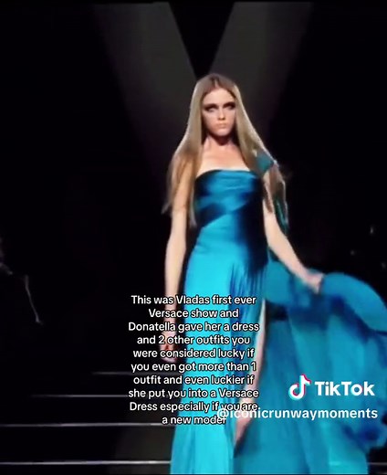 Vlada Roslyakova in Versace Fall/Winter 2006 Collection