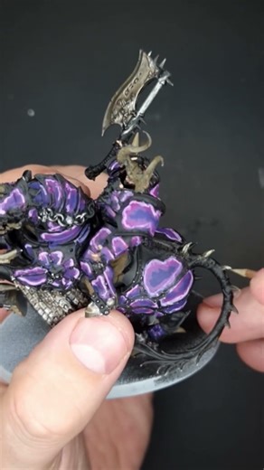 Dark Chaos Varanguard Painting 🔥 Purple Red Warhammer Miniature