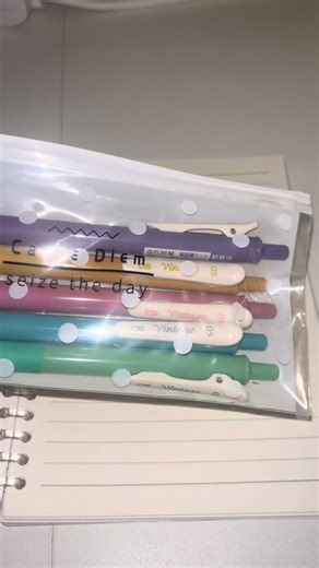 reading hangul together no rush, just practice 🤍 we learn as we go #hangulpractice #learnkorean #koreanreading #languagejourney #studytok