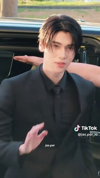 Dunk Nata Chai: Hành Trình Về Việt Nam