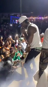 Alien skin performing live in SUDAN laaba kyakooze ehh Sudan ohhh myyyy Gooooood this guy is a master piece | FLECK DJ