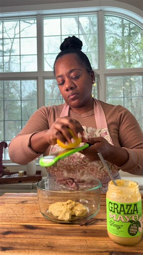 Private chef lunch break = lobster rolls on buttery brioche. The real star? @getgraza Fancy Mayo, ultra creamy, rich, and made with 100% extra virgin olive oil. It turns simple lobster salad into something restaurant-level with almost no effort. #GrazaPartner