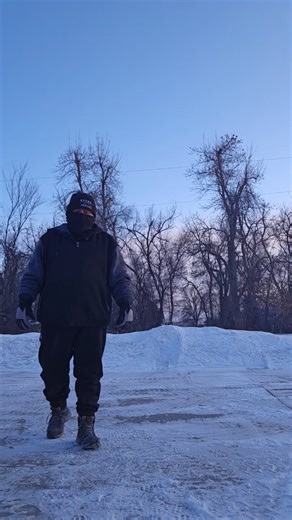 🌨️ Update from RTC Eric 🚨 With weather conditions hitting extreme lows these next few days please keep in mind these safety precautions - especially if you are unloading freight. Three-Point Contact: Always keep two hands and one foot (or two feet and one hand) on the vehicle when entering or exiting. Watch Your Step: Black ice is hard to see so test the ground before putting your full weight down. Drive for the Conditions: Increase your following distance and avoid sudden turns. Stay bundled 