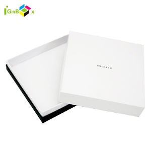 [Hot Item] Luxury Custom Embossed Apparel Packaging Box with Rigid Cardboard