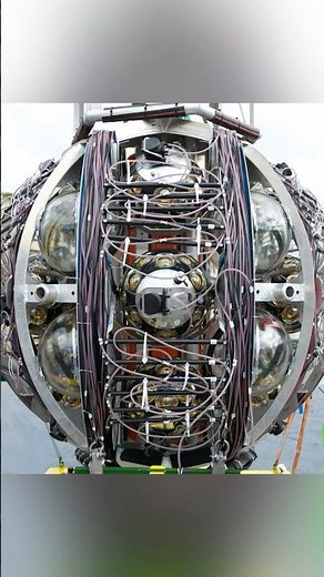 WEIRD Machine is Deep In The OCEAN! - KM3NeT/ORCA Detector