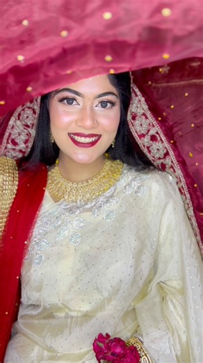 3.8K views · 132 reactions | The timeless beauty of Red and white never fails to amaze鹿 #bride #bridalmakeup #makeup #muskanmakeover #reelsfypシ #fbreels | Muskan Makeover | Facebook