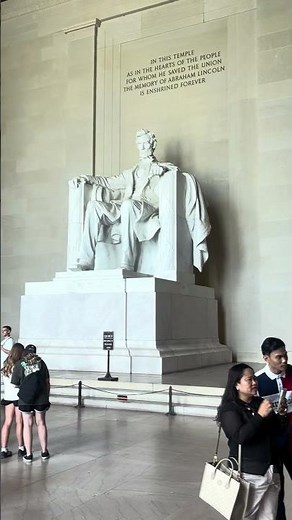 🇺🇸 Lincoln Memorial Statue Pan – Majestic 250th Anniversary & Independence!