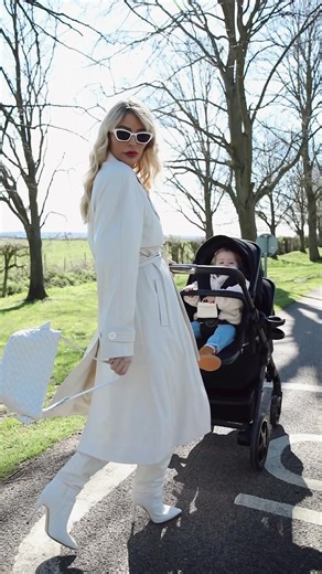 The pram of all your DREAMS and ours 💘✨#SilverCrossWave #pram #doublepram #motherhood | Silver Cross