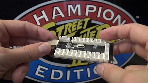 Arcade1up 柜内的迷你街机