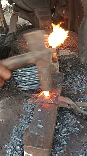 beginner blacksmith tutorial 269. #shortvideo #shortsfeed #funny #1million #viral #youtubeshorts.