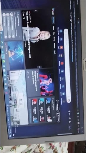 This Weird Website Looks Like Fake Windows 😳