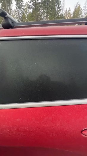 2.6K views | Magical Ice Scraper, the clever tool that remove ice and snow in just seconds without damaging your car's windshield and paint!❄✨ Get yours here | Confident-journey | Facebook