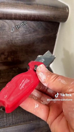 How To Repair Gap At Stairs With Caulk 🌶️