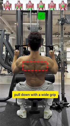 Build a V-taper with these 3 lat pulldown grips! #latpulldown #backworkout #ytshorts