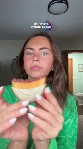 Removes all puffiness on your face, even gets rid of eye bags, highly recommend💕#beuty