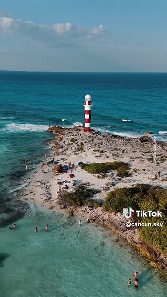 Descubre El Faro Cancún: Un Paraíso en el Caribe Mexicano