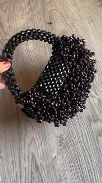 Handmade Beaded Bag Tutorial 🖤 | Easy DIY Beadwork | YouTube Shorts #beadedbagtutorial