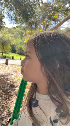 Gloria Haddad on Instagram: "💤 5 simple transfer tricks that actually helped my little velcro baby stay asleep once I laid her down 👇 👉 Before the transfer • Warm the crib with a heating pad (remove before laying baby down). • Use their sleep sack or sheet so it smells familiar. 👉 During the transfer • Keep baby close to your chest as you lower. • Lay them feet or side first instead of flat all at once. 👉 After they’re down • Rest your hand gently on their chest for 30–60 seconds. ✨ Every b