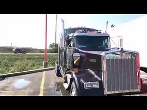 Black Cherry 2017 Kenworth W900 Glider Studio Sleeper CAT 3406E-2WS #kenworth #w900 #glider