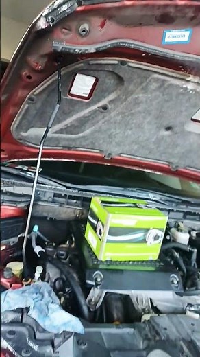 how to find your cars engine liter size ? check immisions sticker 👨