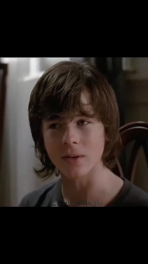 Michonne really said “side eye” 🌚 #carlgrimes #michonnegrimesedit #twdcarl #twdmichonne #judithgrimes #twdjudith #grimesfamily #sideeye #funnyvideos #twdfunnymoments #twdhumor #thewalkingdead #chandlerriggs #danaigurira #edit #capcut #thewalkingdead__edit__ #fypシ゚viral #fyp #foryou #foryoupage #viraltiktok #twdseason4 #carlgrimesedits #carlgrimesseason4