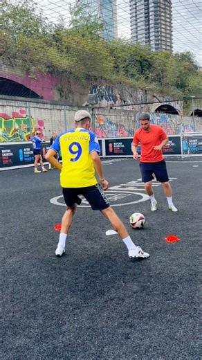 1.7M views · 10K reactions | The sound襤 #xntonio #football #soccer #skills #futbol #futebol #reels | Xntonio | Facebook