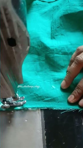 Today's mini vlog stitching the blouse