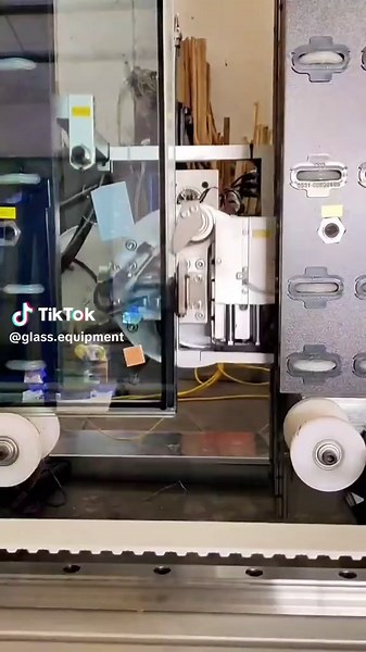 Automatic Glue Sealing Machine for Glass Production